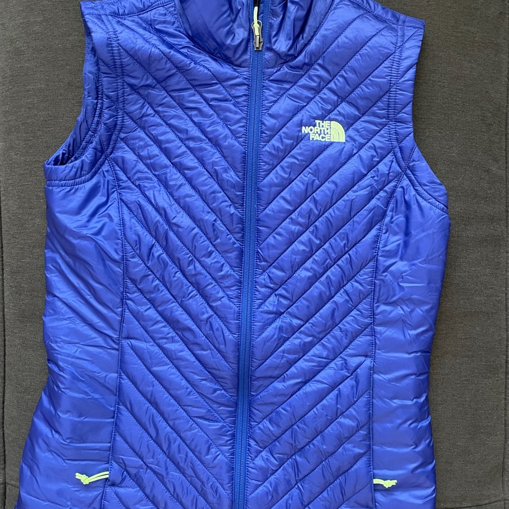 North Face Kayla Quilted Vest (Sz S, Tech Blue)